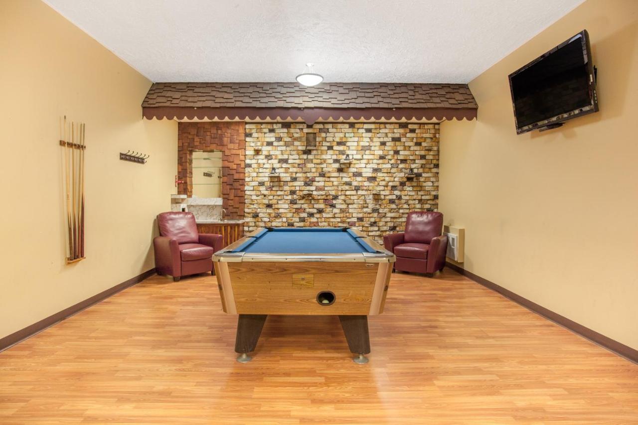 Econo Lodge Inn & Suites Medicine Hat Eksteriør bilde