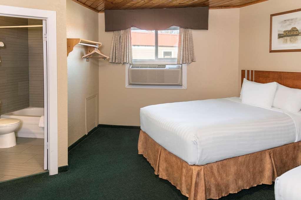 Econo Lodge Inn & Suites Medicine Hat Rom bilde