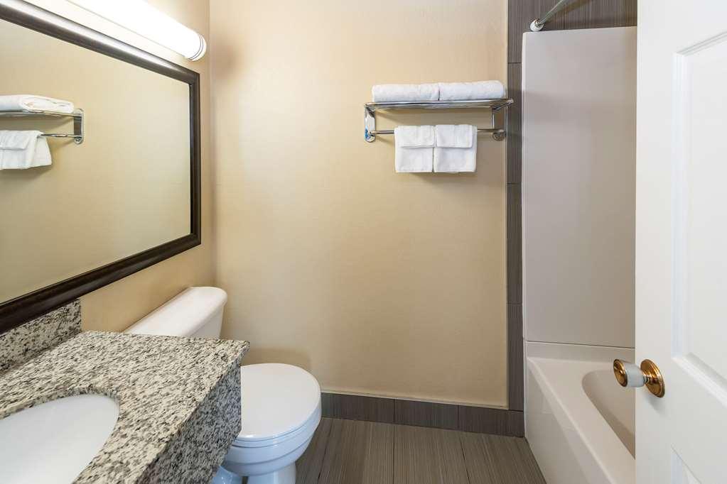 Econo Lodge Inn & Suites Medicine Hat Eksteriør bilde