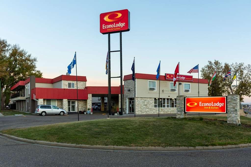 Econo Lodge Inn & Suites Medicine Hat Eksteriør bilde