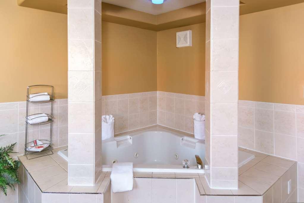 Econo Lodge Inn & Suites Medicine Hat Rom bilde