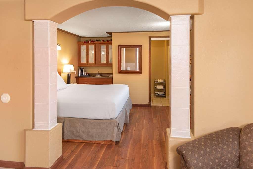 Econo Lodge Inn & Suites Medicine Hat Rom bilde